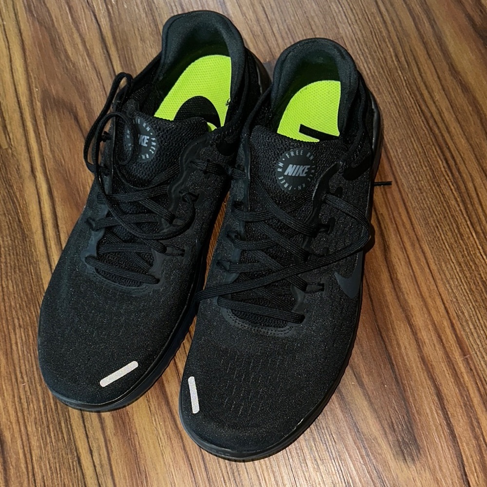 Nike Free Run 2020  Black Athletic Sneakers